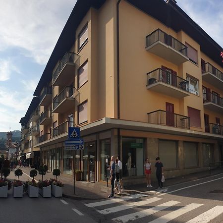 Appartamento "Roby" In Centro Cavalese Kültér fotó